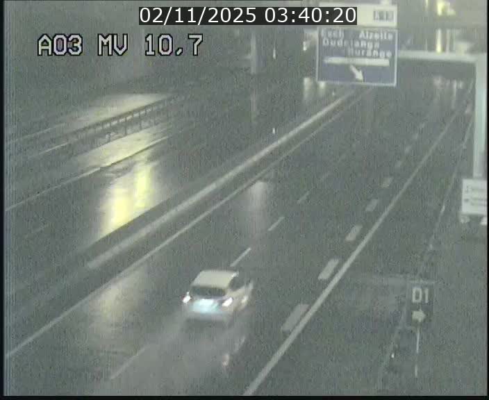 Traffic live webcam Luxembourg Croix de Bettembourg - A3 - BK 10.7 - direction France