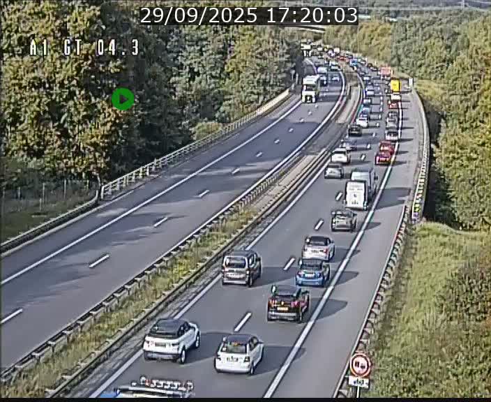 Traffic live webcam Luxembourg Itzig - A1 direction Sandweiler - BK 4.3