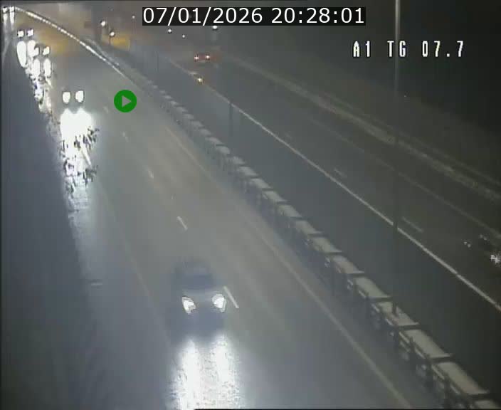 Traffic live webcam Luxembourg Kirchberg - A1 direction Luxembourg-ville - BK 7.7