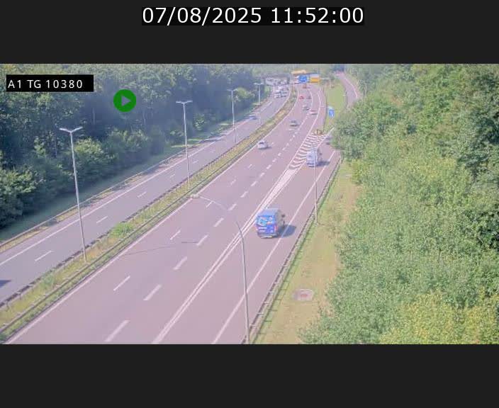 Traffic live webcam Luxembourg Senningerberg - A1 direction Luxembourg Kirchberg - BK 10.3