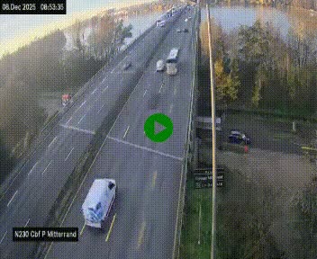 Webcam sur le périphérique de Bordeaux à l'est de la ville. Caméra située sur le Pont Mitterand sur la N230