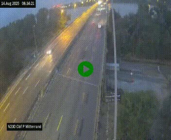 Webcam sur le périphérique de Bordeaux à l'est de la ville. Caméra située sur le Pont Mitterand sur la N230
