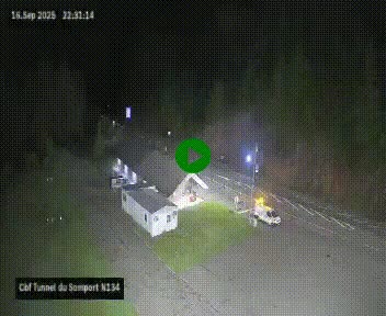Webcam à l'entrée du tunnel du Somport, côté français, sur la N134, dans les Pyrénées, en direction de l'Espagne, à 1116 mètres d'altitude