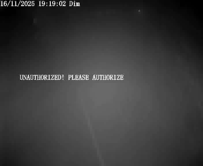 Webcam sur la D910 située dans la Côte des 4 vents. Vue orientée vers le bas, vers Saint-Avold.