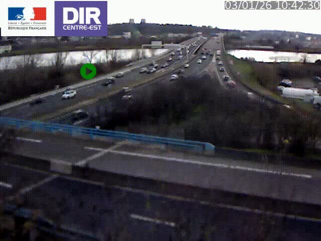 Clone of Caméra de circulation sur A7 à Lyon Perrache vers Marseille, le long du Rhône