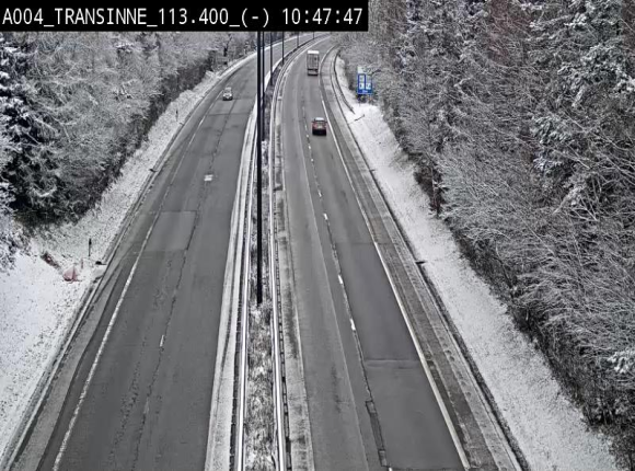 Caméra trafic E411 (A4) - Transinne direction Namur - BK 113.425