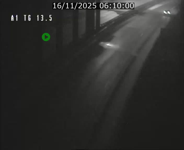 Traffic live webcam Luxembourg Senningen - A1 direction Luxembourg - BK 13.5