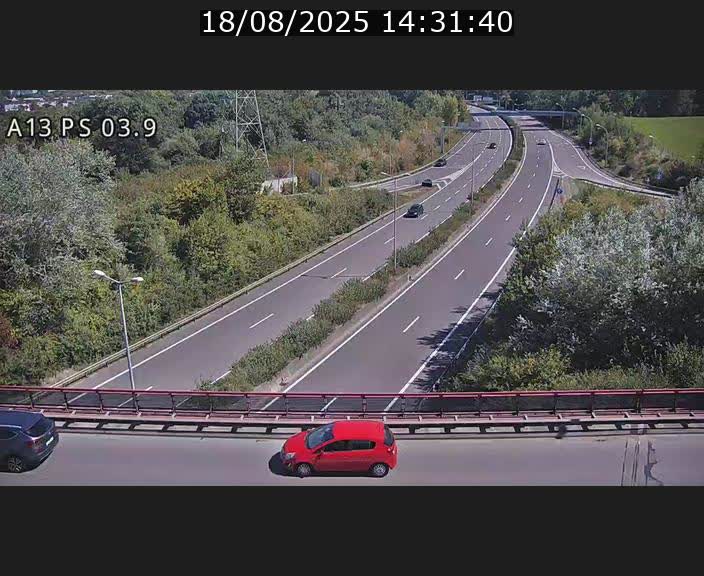 Traffic live webcam Luxembourg Differdange - A13 direction Esch-sur-Alzette - BK 3.9