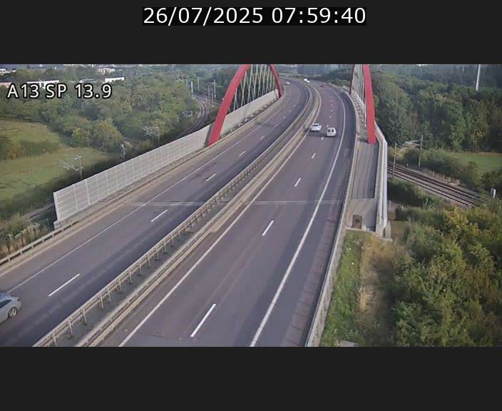 Traffic live webcam Luxembourg Kayl - A13 direction Esch-sur-Alzette/Luxembourg-ville - BK 13.9