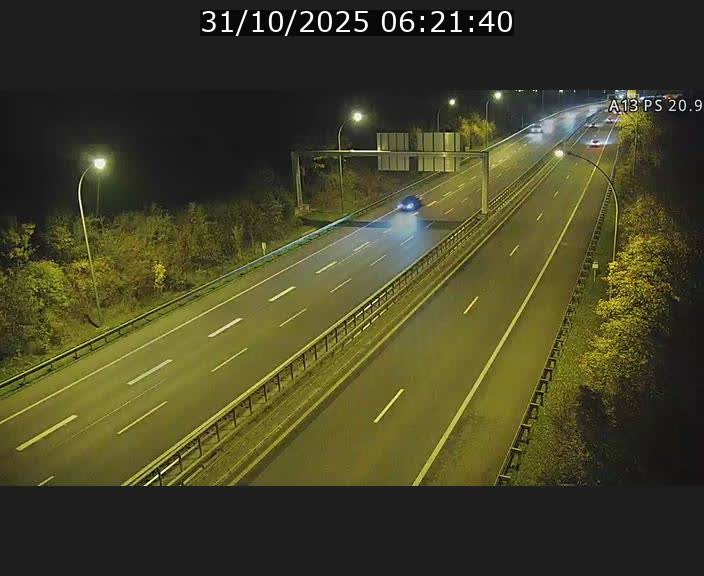 Traffic live webcam Luxembourg Croix de Bettembourg, rond-point d'Hellange - A13 direction Allemagne - BK 20.9
