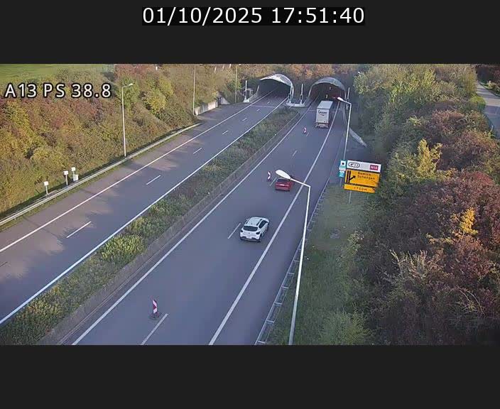 Webcam autoroute A13 à l'entrée ouest du tunnel Markusbierg à Schengen. Vue orientée vers Mondorf-les-Bains