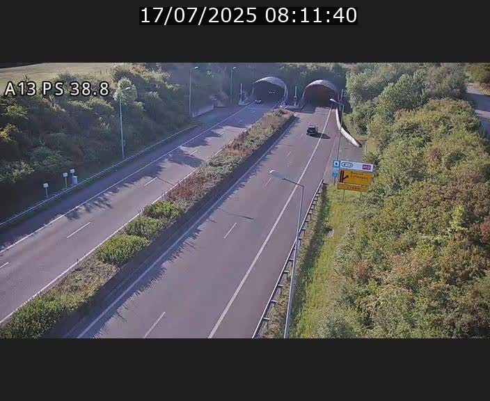 Webcam autoroute A13 à l'entrée ouest du tunnel Markusbierg à Schengen. Vue orientée vers Mondorf-les-Bains