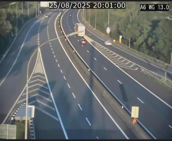 Traffic live webcam Luxembourg Mamer - A6 - BK 13 - direction Luxembourg/France/Allemagne
