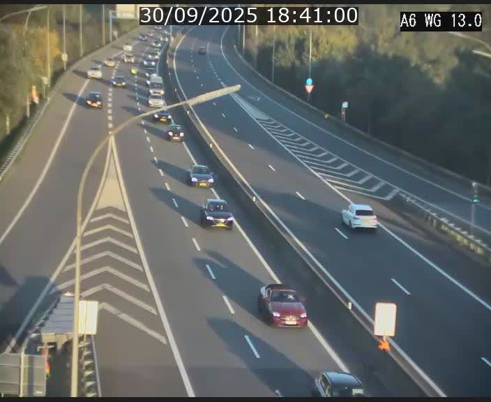 Traffic live webcam Luxembourg Mamer - A6 - BK 13 - direction Luxembourg/France/Allemagne