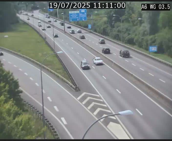 Traffic live webcam Luxembourg - Croix de Cessange - A6 - BK 3.5 - direction France/Allemagne