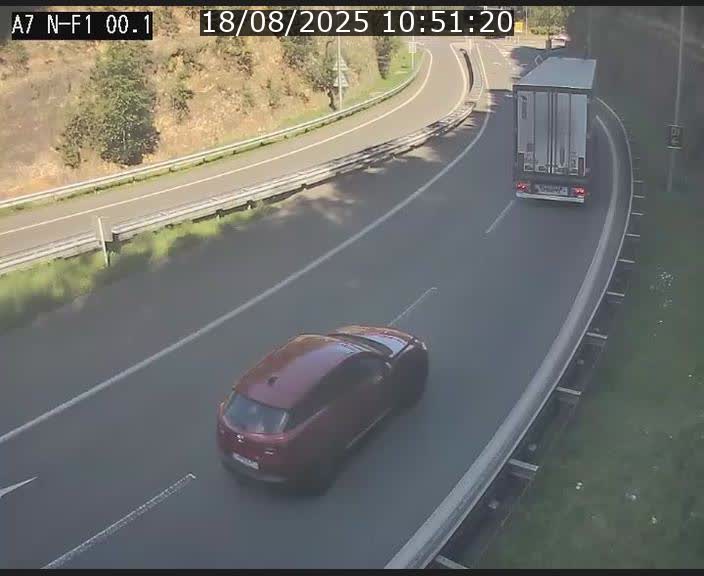 Webcam autoroute Luxembourg A7 située dans la sortie 1 Waldhof, vers la N11, avant le Tunnel Stafelter