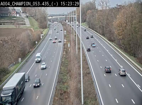 Webcam E411 à Champion, à proximité de Namur. Vue orientée vers Bruxelles