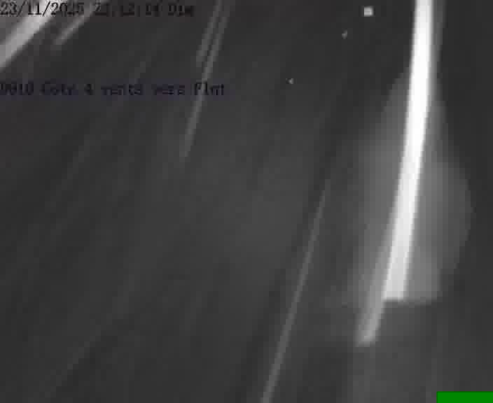 Webcam sur la D910 située dans la Côte des 4 vents. Vue orientée vers le haut de la côte, vers Faulquemont