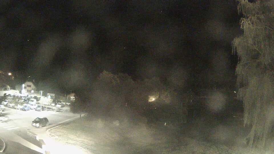 Webcam au niveau de la mairie du village du Bourg d'Oisans, aux pieds de l'Alpe d'Huez et aux portes du parc des Écrins