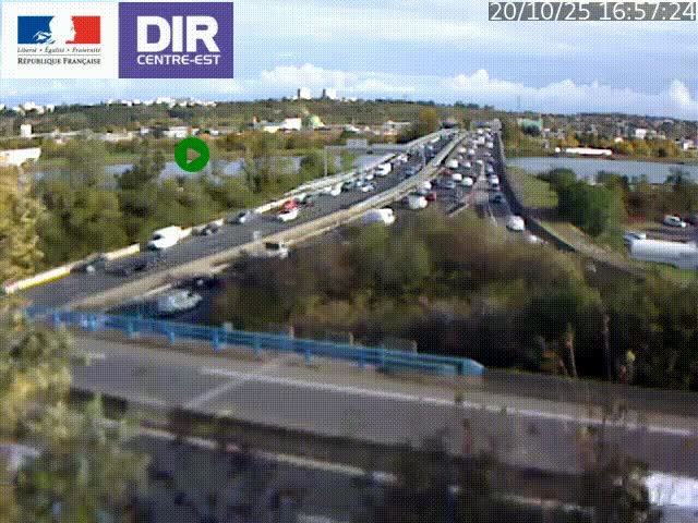 Clone of Caméra de circulation sur A7 à Lyon Perrache vers Marseille, le long du Rhône