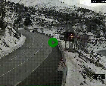 Webcam au carrefour de la croisade, à la jonction entre la N22 et la N320, avant le poste de douane franco-andorrane. Webcam à 1790 mètres d'altitude