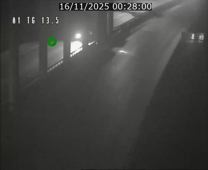 Traffic live webcam Luxembourg Senningen - A1 direction Luxembourg - BK 13.5