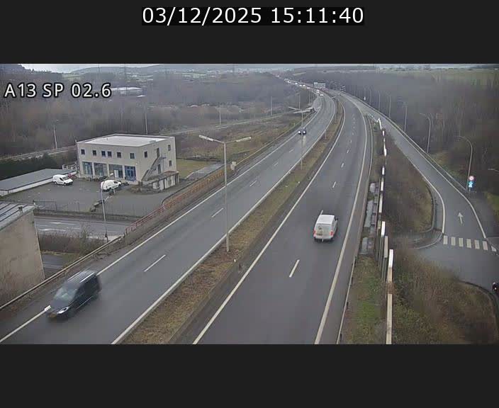 Traffic live webcam Luxembourg Sanem - A13 direction Pétange - BK 2.6