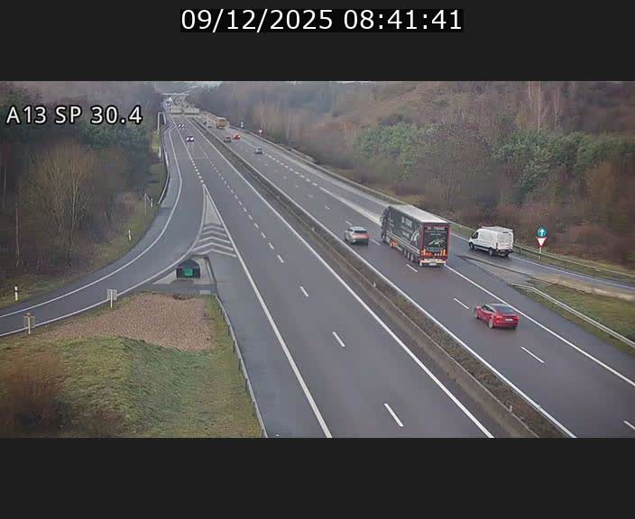 Traffic live webcam Luxembourg Altwies - A13 direction Luxembourg-ville - BK 30.4