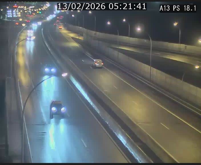 Traffic live webcam Luxembourg Dudelange - A13 direction Croix de Bettembourg - BK 18.1