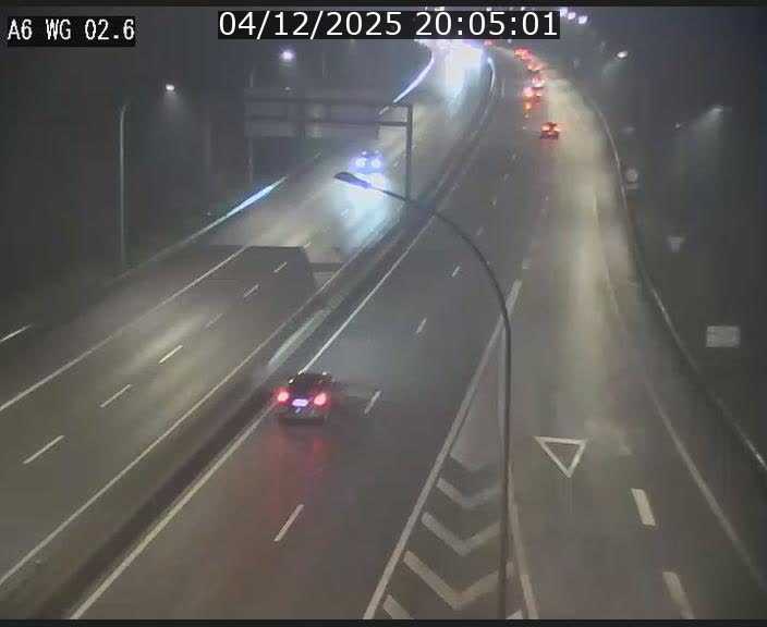 Traffic live webcam Luxembourg Croix de Cessange - A6 - BK 2.6 - direction France/Allemagne
