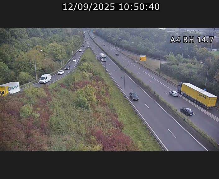 Traffic live webcam Luxembourg Jonction Lankelz - A4 - BK 14.7 - direction Luxembourg