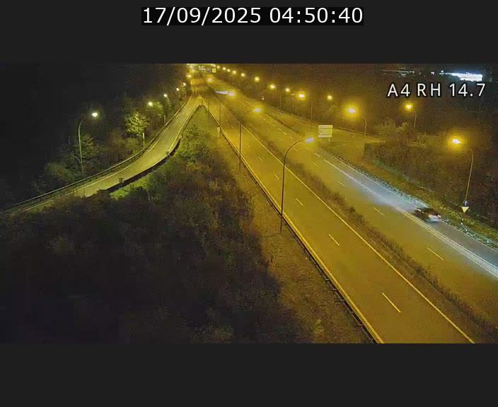 Traffic live webcam Luxembourg Jonction Lankelz - A4 - BK 14.7 - direction Luxembourg