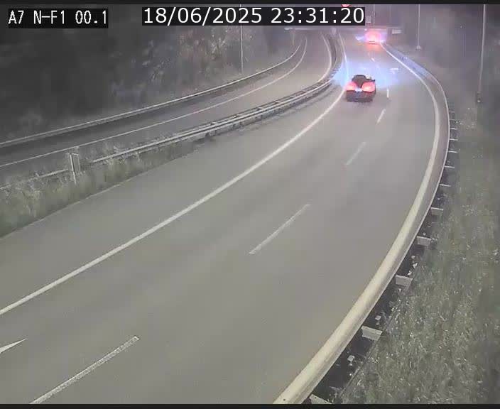 Webcam autoroute Luxembourg A7 située dans la sortie 1 Waldhof, vers la N11, avant le Tunnel Stafelter