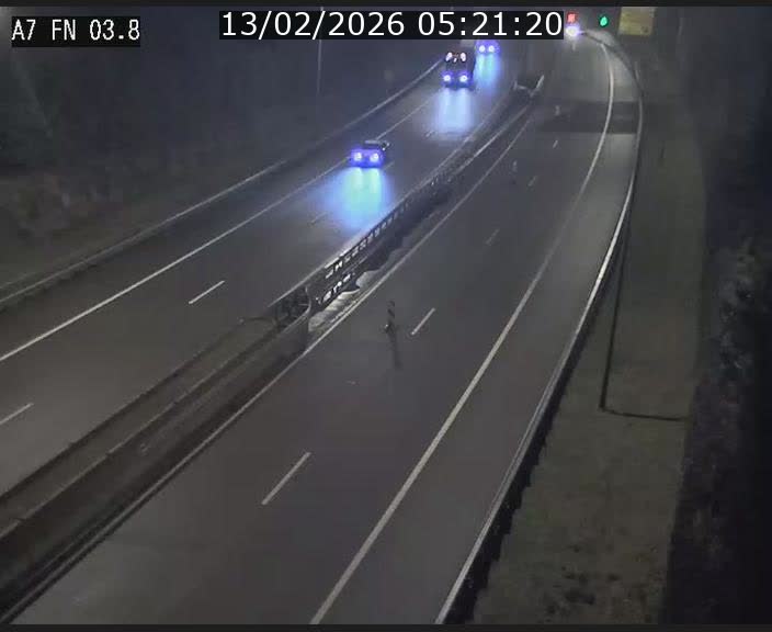 Caméra autoroute Luxembourg A7 - Passage à gibier Rëngelbour - direction Tunnel Stafelter