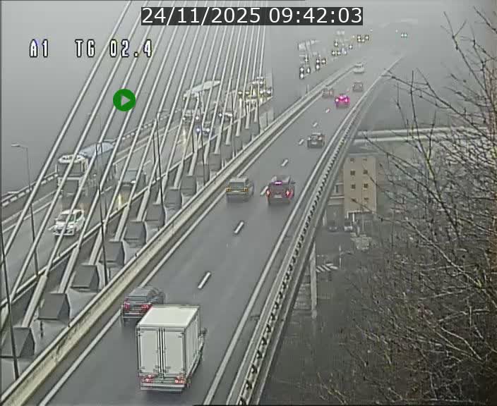 Traffic live webcam Luxembourg Sandweiler - A1 direction Luxembourg-ville - BK 2.4