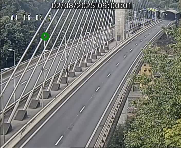 Traffic live webcam Luxembourg Sandweiler - A1 direction Luxembourg-ville - BK 2.4