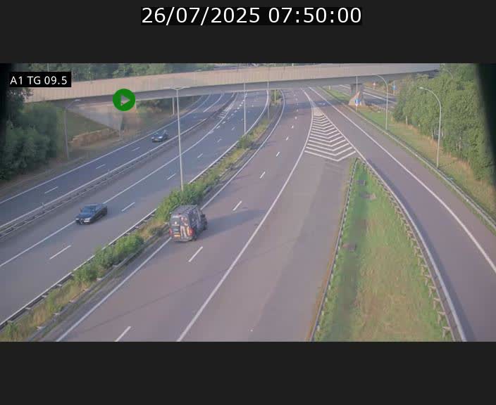 Traffic live webcam Luxembourg Jonction Grünewald - A1 direction Luxembourg-ville - BK 9.5
