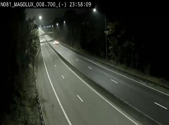 Webcam sur la N81 (E411) à hauteur de la jonction avec la N883. Vue orientée vers Arlon