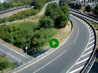 Caméra autoroute à la jonction entre l'A7 et la D301 (Boulevard urbain Sud de Lyon) à Feyzin, au sud de Lyon. Vue orientée vers Mions