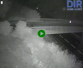 Webcam sur A84 à hauteur de Pont-Farcy, au niveau du pont autoroutier sur la Vire, au sud de Saint-Lô