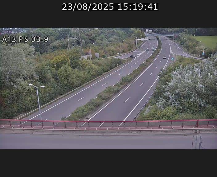 Traffic live webcam Luxembourg Differdange - A13 direction Esch-sur-Alzette - BK 3.9