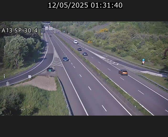 Traffic live webcam Luxembourg Altwies - A13 direction Luxembourg-ville - BK 30.4
