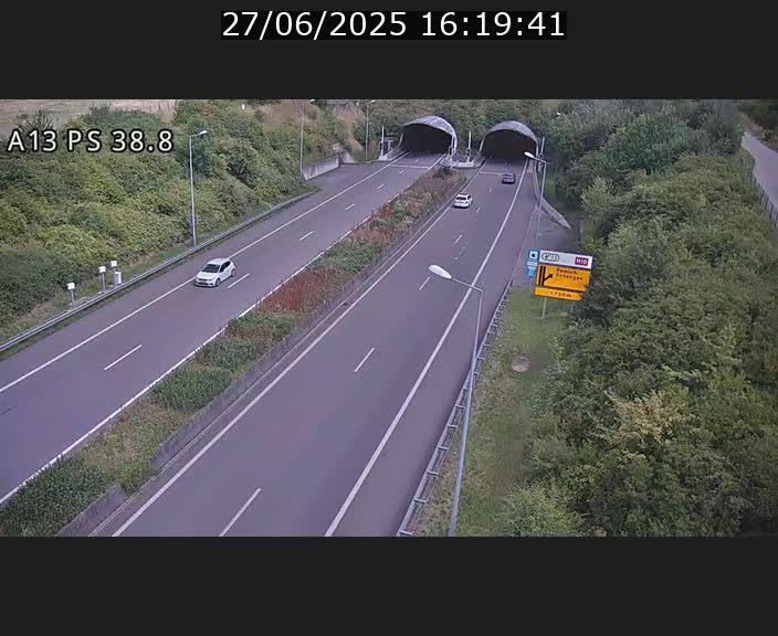 Webcam autoroute A13 à l'entrée ouest du tunnel Markusbierg à Schengen. Vue orientée vers Mondorf-les-Bains