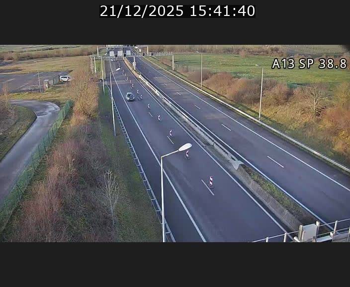 Webcam autoroute A13 à l'entrée ouest du tunnel Markusbierg à Schengen. Vue orientée vers le tunnel et l'Allemagne