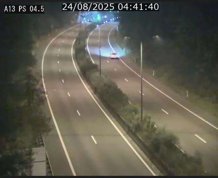 Traffic live webcam Luxembourg Differdange - A13 direction Esch-sur-Alzette - BK 4.5