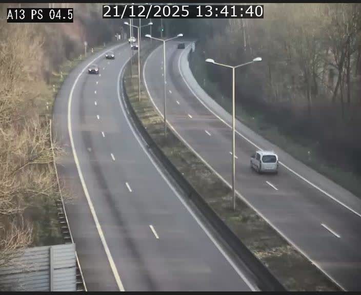 Traffic live webcam Luxembourg Differdange - A13 direction Esch-sur-Alzette - BK 4.5