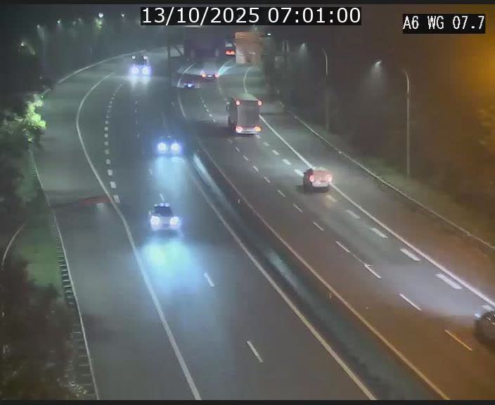 Traffic live webcam Luxembourg - Bridel - A6 - BK 7.7 - direction Belgique