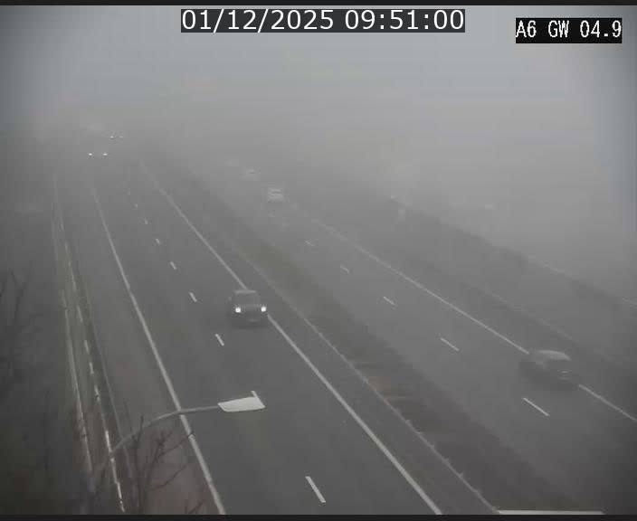 Traffic live webcam Luxembourg Croix de Cessange - A6 - BK 4.9 - direction Belgique
