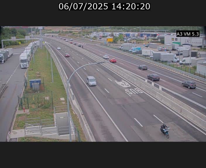 Traffic live webcam Luxembourg Aire de Berchem - A3 - BK 5 - direction France
