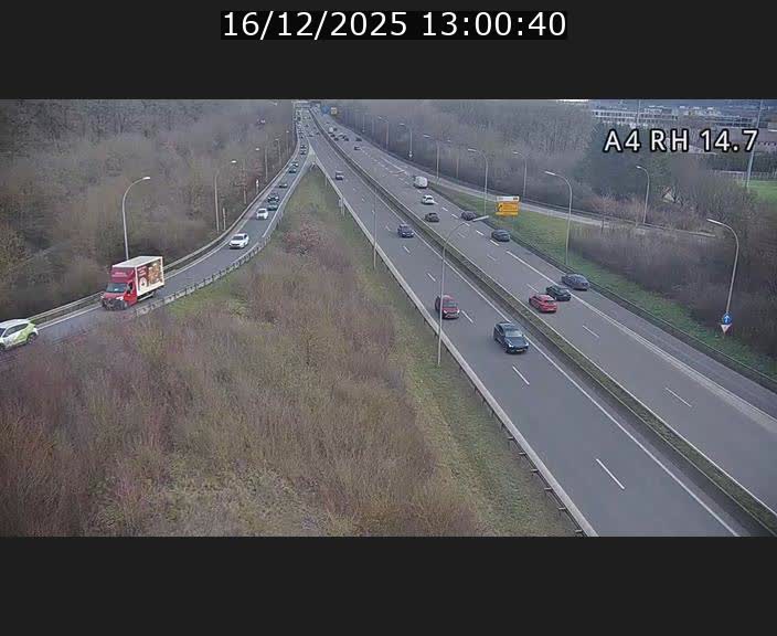 Traffic live webcam Luxembourg Jonction Lankelz - A4 - BK 14.7 - direction Luxembourg